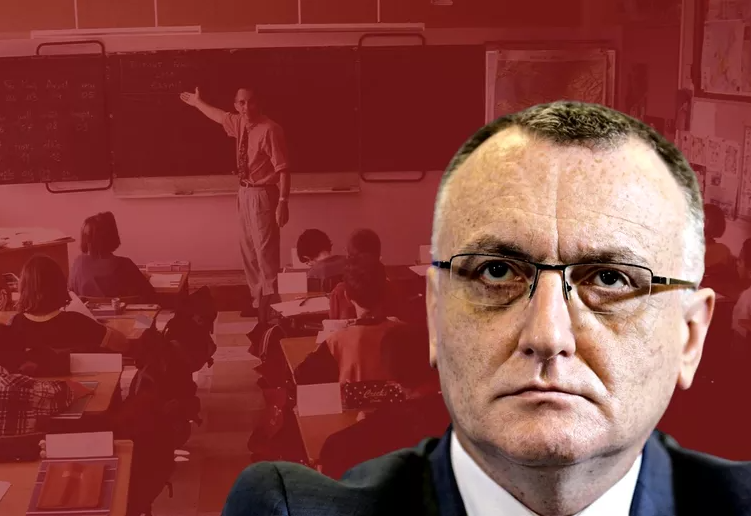 Studenții au depus plângere penală împotriva ministrului Sorin Cîmpeanu. Propuneri pentru tranziția de la on-line la on-site